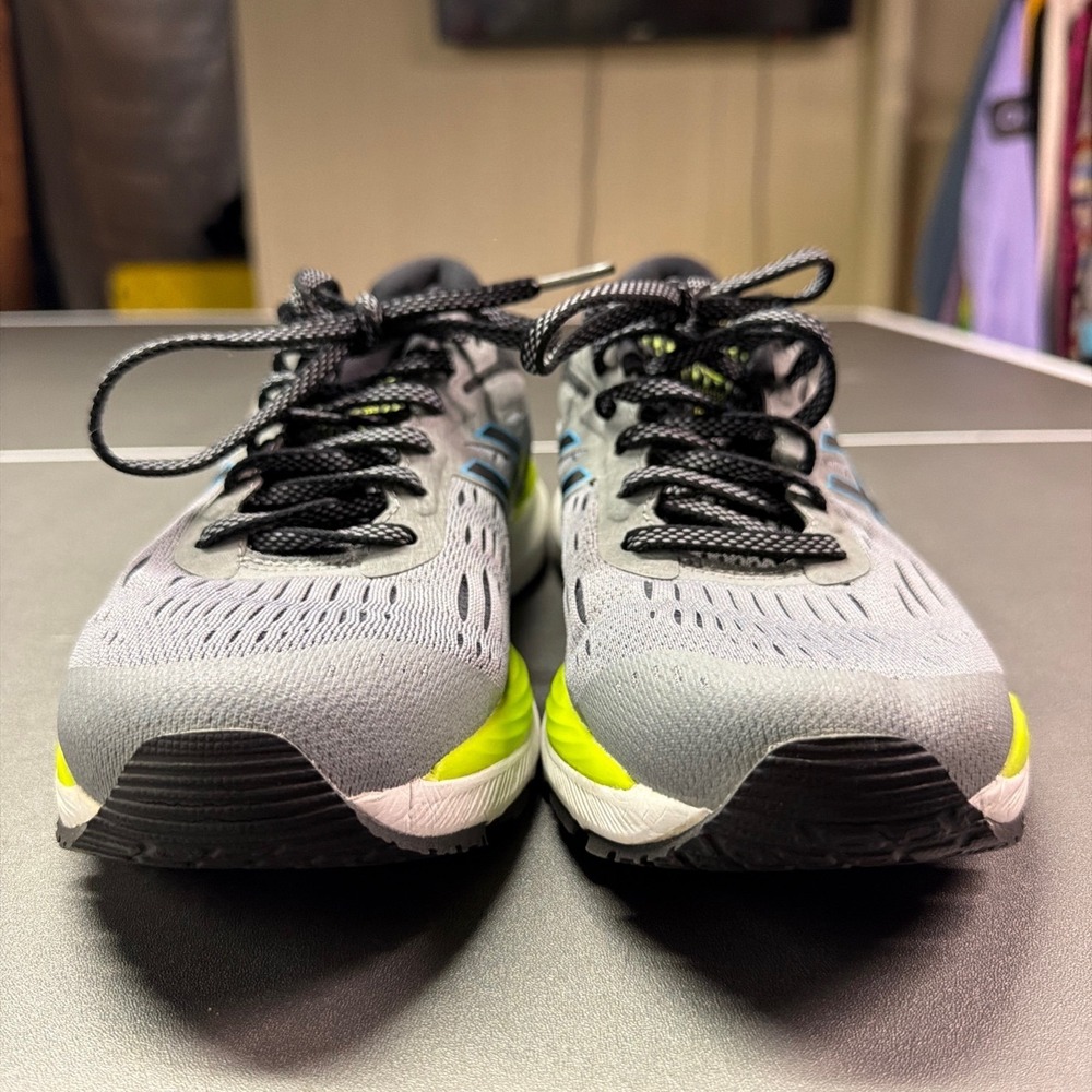 Asics Gel-Cumulus 20 Womens Running Shoes Grey Lime Blue athletic Size 8.5